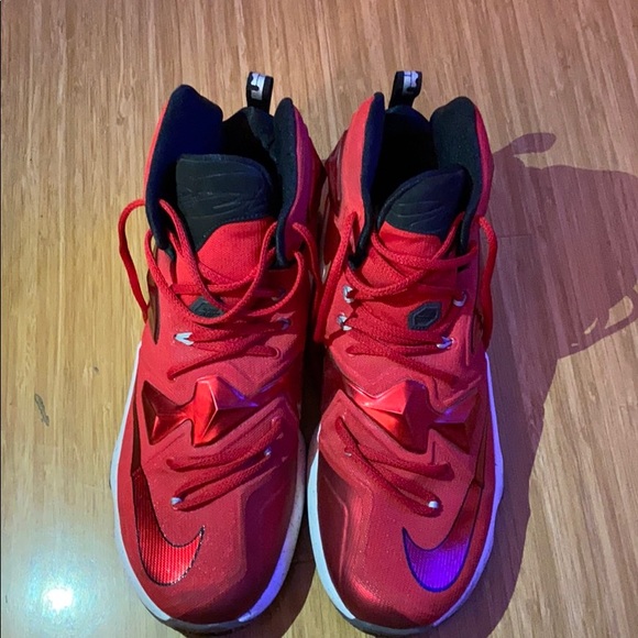 Nike LeBron Men’s basketball xiii shoes - Picture 7 of 7